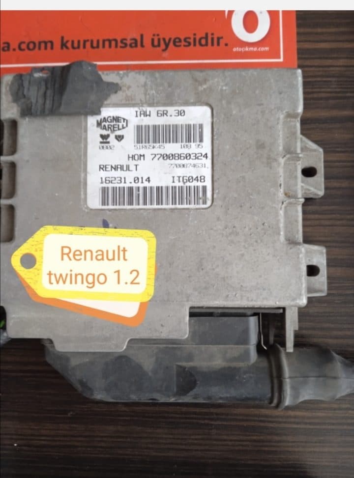 IAW GR 30 HOM 7700860324 RENAULT TWİNGO 1.2 MOTOR BEYNİ - 1aw gr 30 hom 7700860324 - Görsel 1